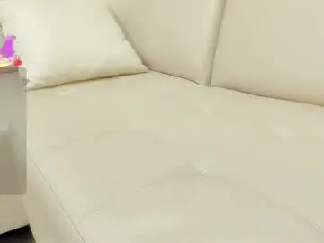 Chaturbate Watch Live Sex Cams of sophieharris__