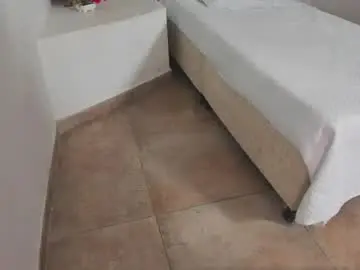 Chaturbate Adult Webcam of cherrybombs_