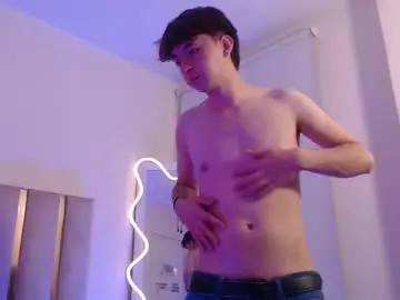 Chaturbate Free Porn Cam of aiden_tay