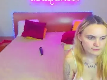 Chaturbate Best live sex cam show of magiceyess