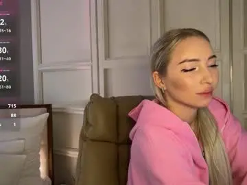 Chaturbate Best live sex cam show of ohmyemma