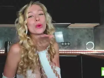 Chaturbate Adult Webcam of aleksa_cutie