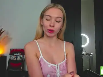 Chaturbate Free Porn Cam of aleksa_cutie