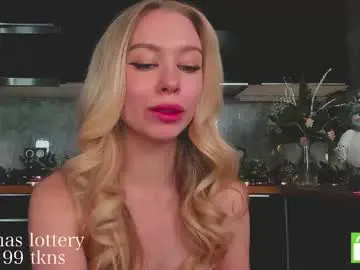 Chaturbate Live Sex Cam of aleksa_cutie