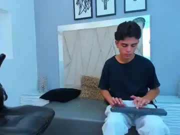 Chaturbate Best live sex cam show of owen__johnson
