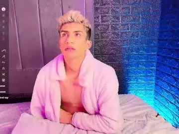 Chaturbate Live Porn of erick_velveth