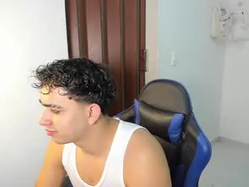 Chaturbate Best live sex cam show of julian_billy