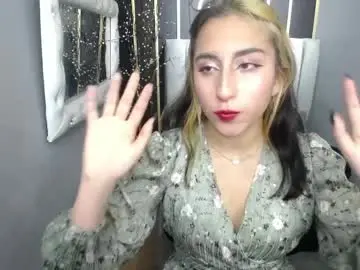 Chaturbate Watch Live Sex Cams of moon_shut