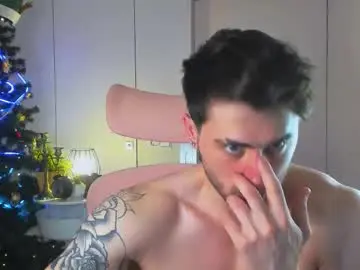 Chaturbate Live Sex Cam of oscar_miller_