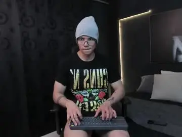 Chaturbate Nude Webcam of magic_boy01