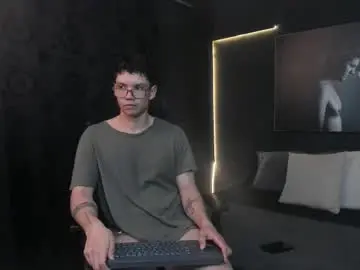 Chaturbate Free Live Porn of magic_boy01