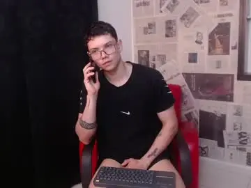 Chaturbate Sex Cam of magic_boy01