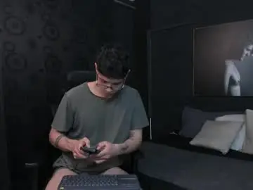 Chaturbate Adult Video Chat of magic_boy01