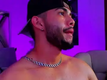 Chaturbate Free Live Porn of vincentblack_