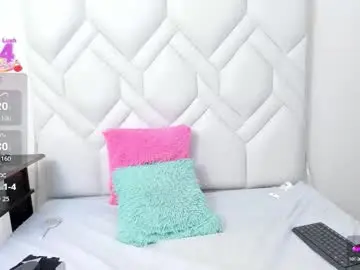 Chaturbate Best live sex cam show of analia18_