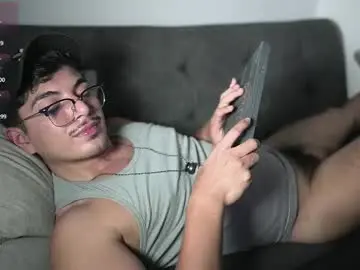 Chaturbate Free Porn Cam of simoon_01