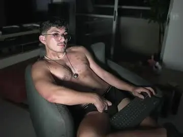 Chaturbate Adult Webcams of simoon_01