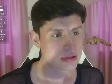 Chaturbate Sex Cam of pinkynoah02