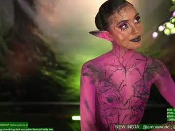 Chaturbate Free Porn Cam of amnie_