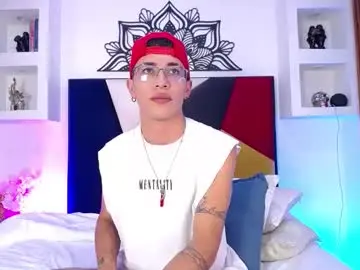 Chaturbate Free Porn Cam of dominik_blake