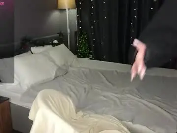 Chaturbate Live Sex Cam of kiana_vision