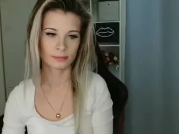 Chaturbate Live Porn of kristineamore