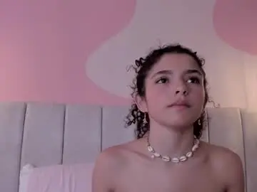 Chaturbate Nude Webcam of lily_cherry0