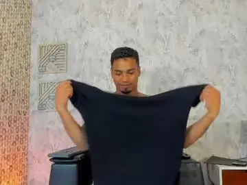 Chaturbate Live Sex of beako_strong