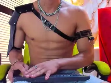 Chaturbate Watch Live Sex Cams of danii_scot