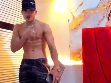 Chaturbate Best live sex cam show of danii_scot