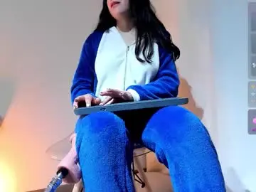 Chaturbate Sex Cam of kayli_purple