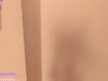 Chaturbate Nude Webcam of lovelyemma__