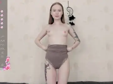 Chaturbate Live Porn of milymi_