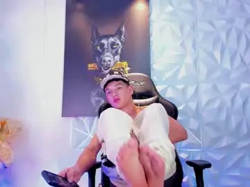 Chaturbate Free Porn Cam of stiiveen_24cm