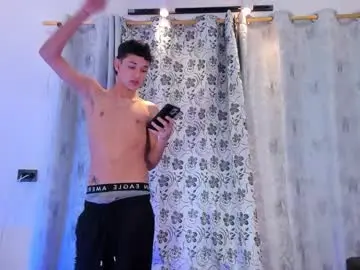 Chaturbate Live Sex Cam of stiiveen_24cm