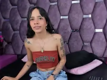 Chaturbate Free Porn Cam of hazel_18_