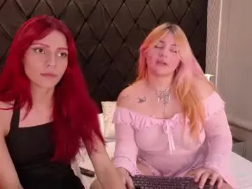 Chaturbate Best live sex cam show of sukiandnaomi