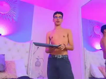 Chaturbate Live Sex of aiden_royce