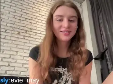 Chaturbate Free Porn Cam of evie_may