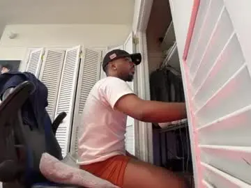 Chaturbate Sex Chat of brownskinshortyy
