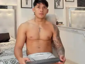 Chaturbate Adult Webcam of lunay_xtreemboy