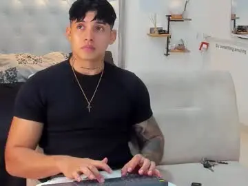 Chaturbate Free Live Porn of lunay_xtreemboy