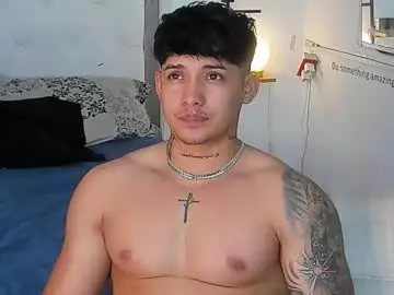 Chaturbate Best live sex cam show of lunay_xtreemboy