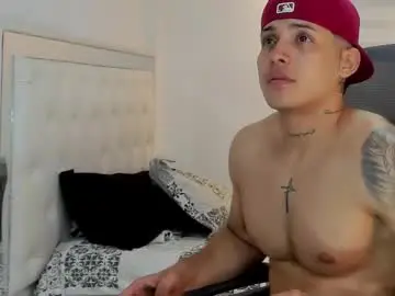 Chaturbate Adult Video Chat of lunay_xtreemboy