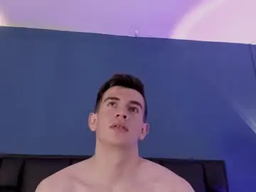 Chaturbate Sex Cam of mikaelslow