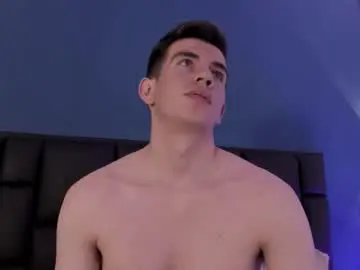 Chaturbate Free Porn Cam of mikaelslow