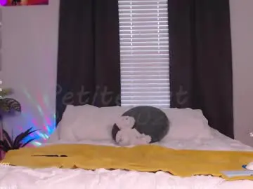 Chaturbate Free Porn Cam of petitebrat