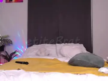 Chaturbate Free Live Porn of petitebrat