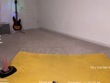 Chaturbate Best live sex cam show of petitebrat