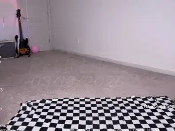 Chaturbate Free Live Porn of petitebrat